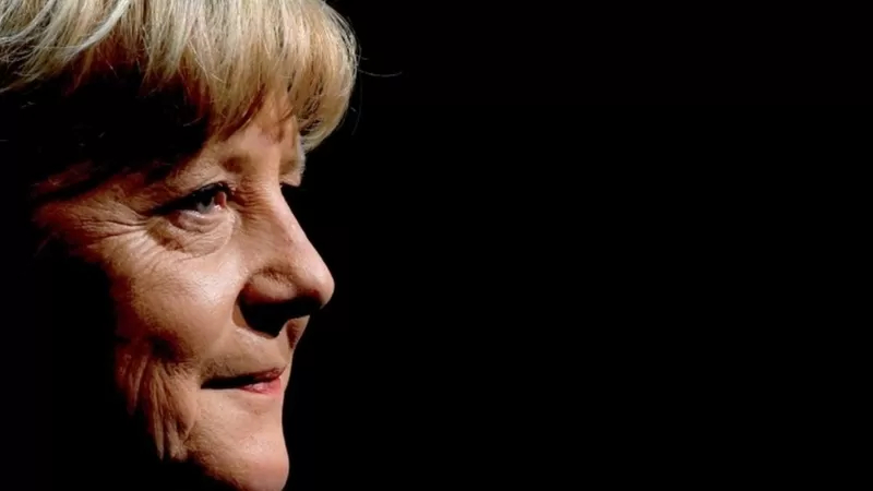  Rusia y Ucrania: Angela Merkel defiende su relación con Putin cuando era canciller