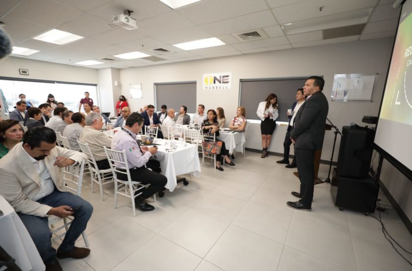  Atiende Presidente Municipal inquietudes de empresarios en reunión de CANACINTRA