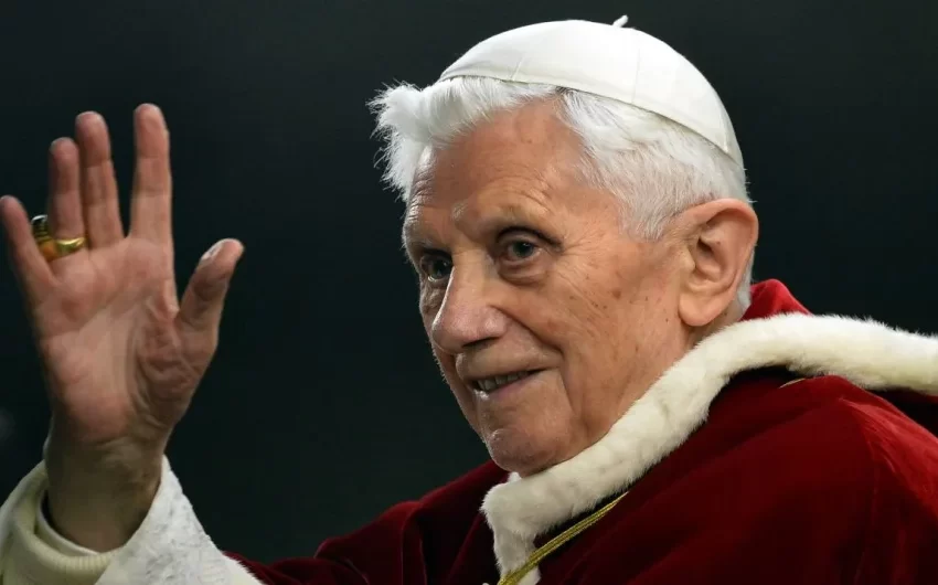  Muere Joseph Ratzinger, el papa emérito Benedicto XVI, a los 95 años